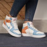 كوتشي اير جوردن هاف ابيض * لبني + 4 قطع شربات فواكه - الصورة 5