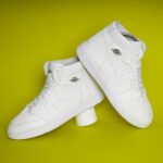 كوتشي اير جوردن هاف ابيض - الصورة 2