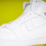 كوتشي اير جوردن هاف ابيض - الصورة 4